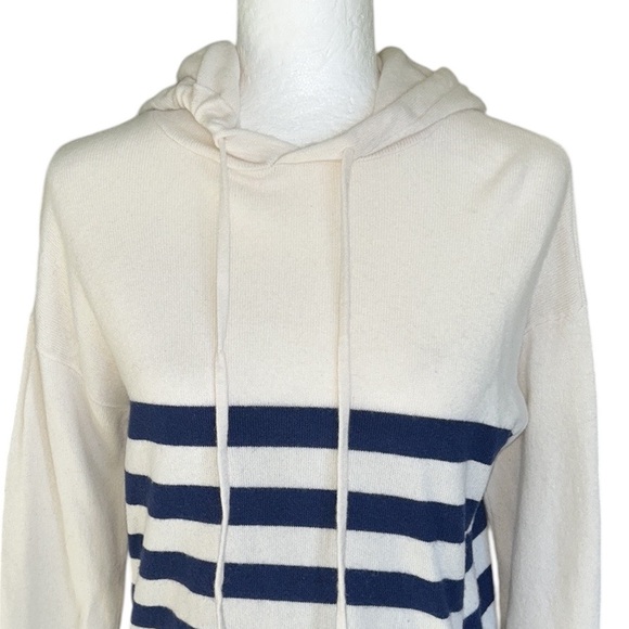 Vineyard Vines Cream & Blue Striped Cashmere & Wool Pullover Hoodie Sweater - M - Picture 5 of 15